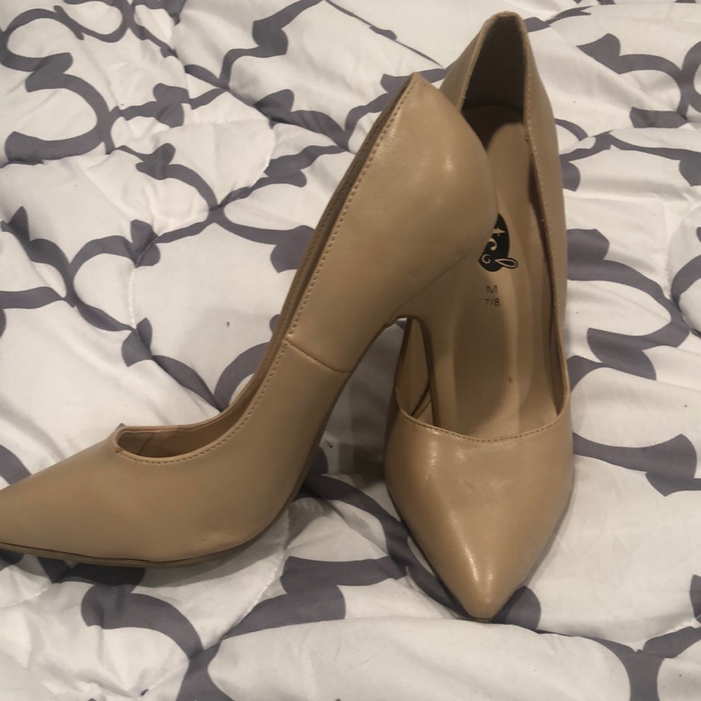 Taupe stiletto